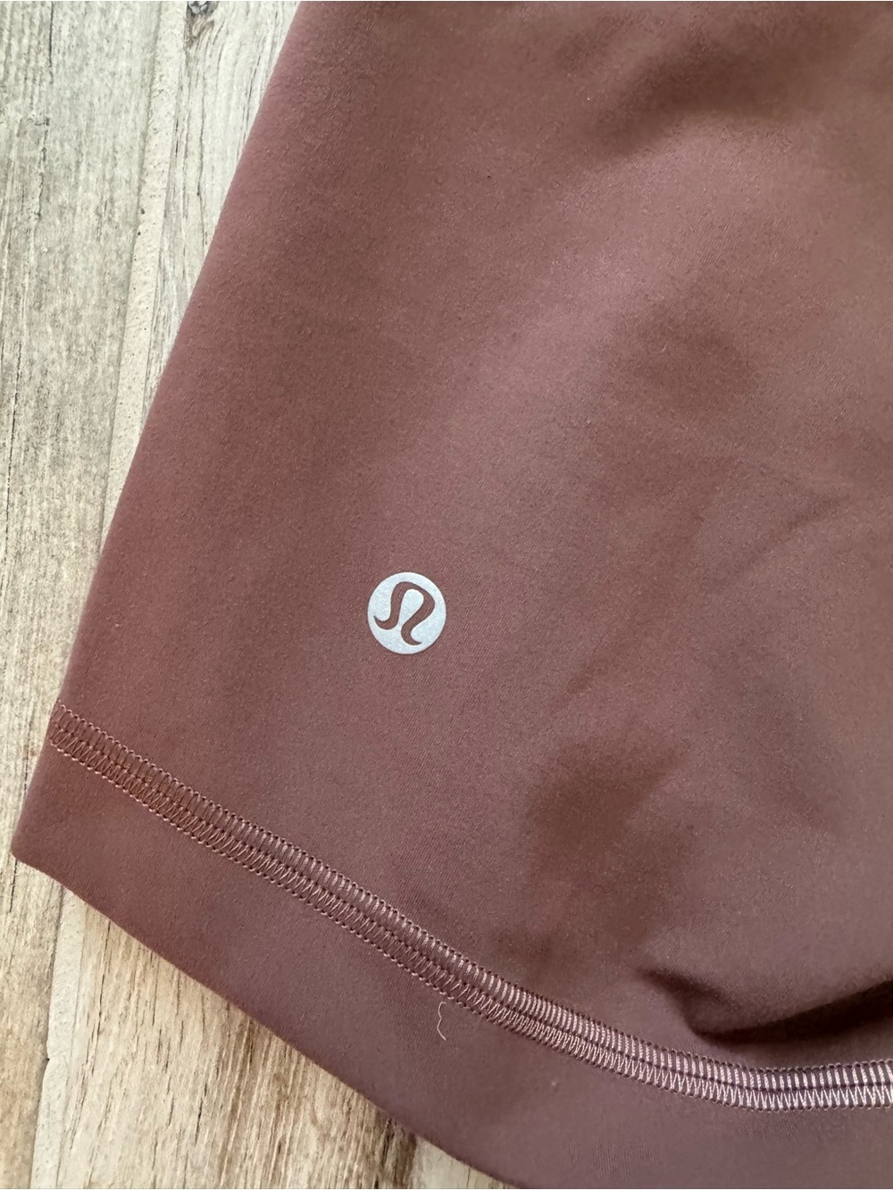 Lululemon Wunder Train High-Rise Short 6"
Dark Oxide Size 8 NWOT - Picture 7 of 13